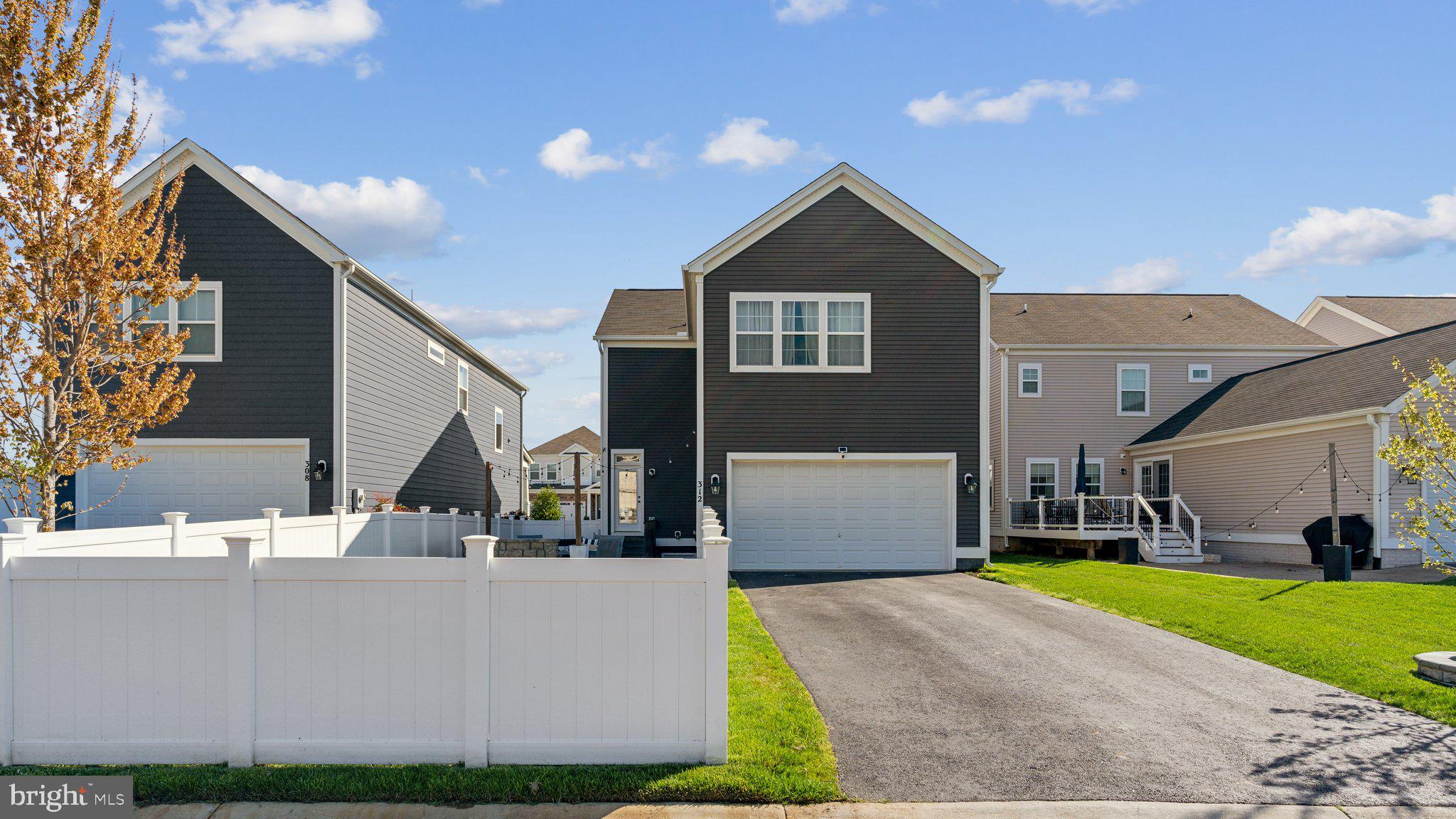 EMBREY MILL - Residential