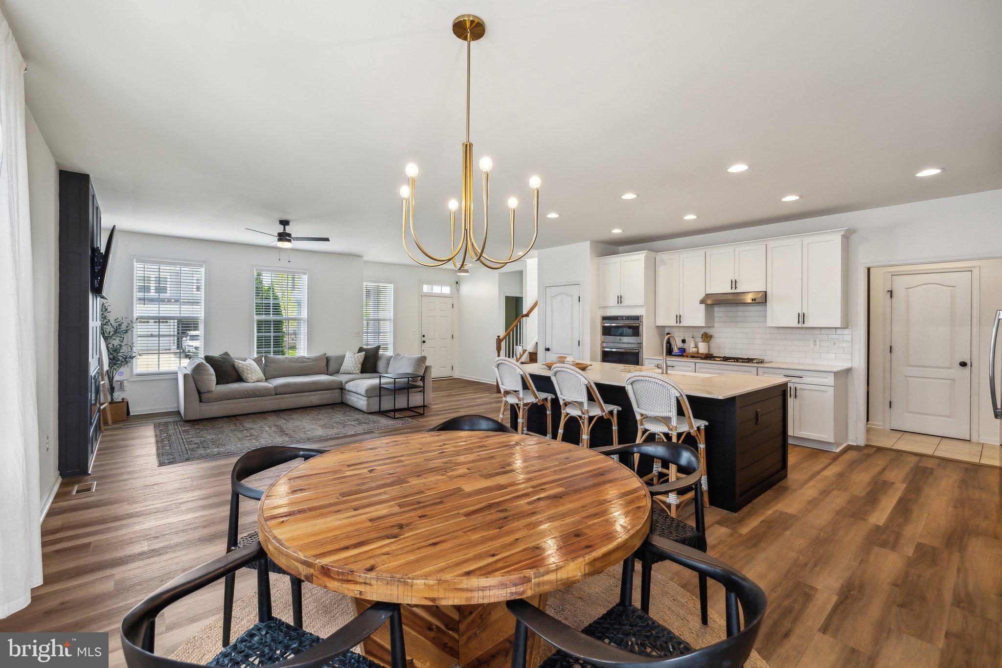 EMBREY MILL - Residential