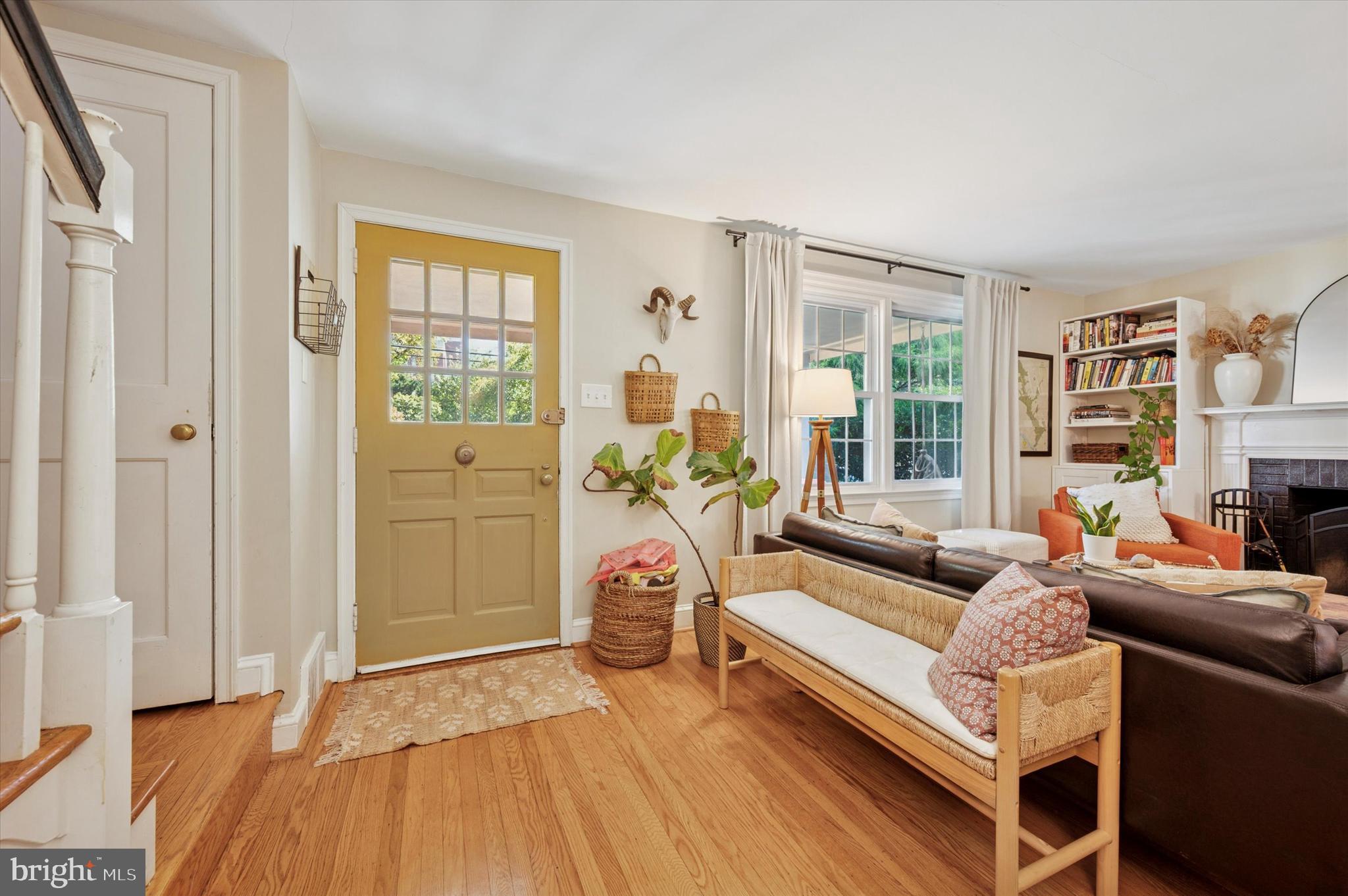 1228 WHEATSHEAF LANE