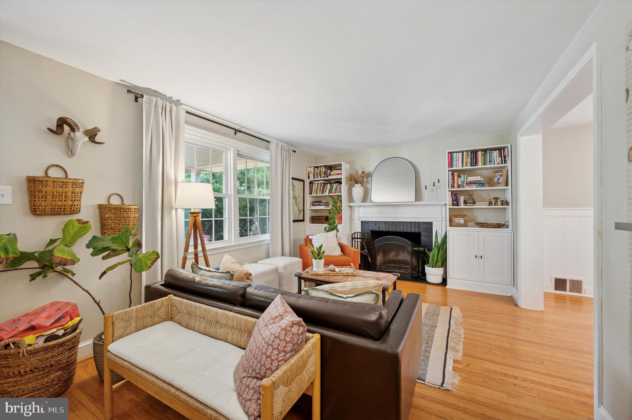 1228 WHEATSHEAF LANE