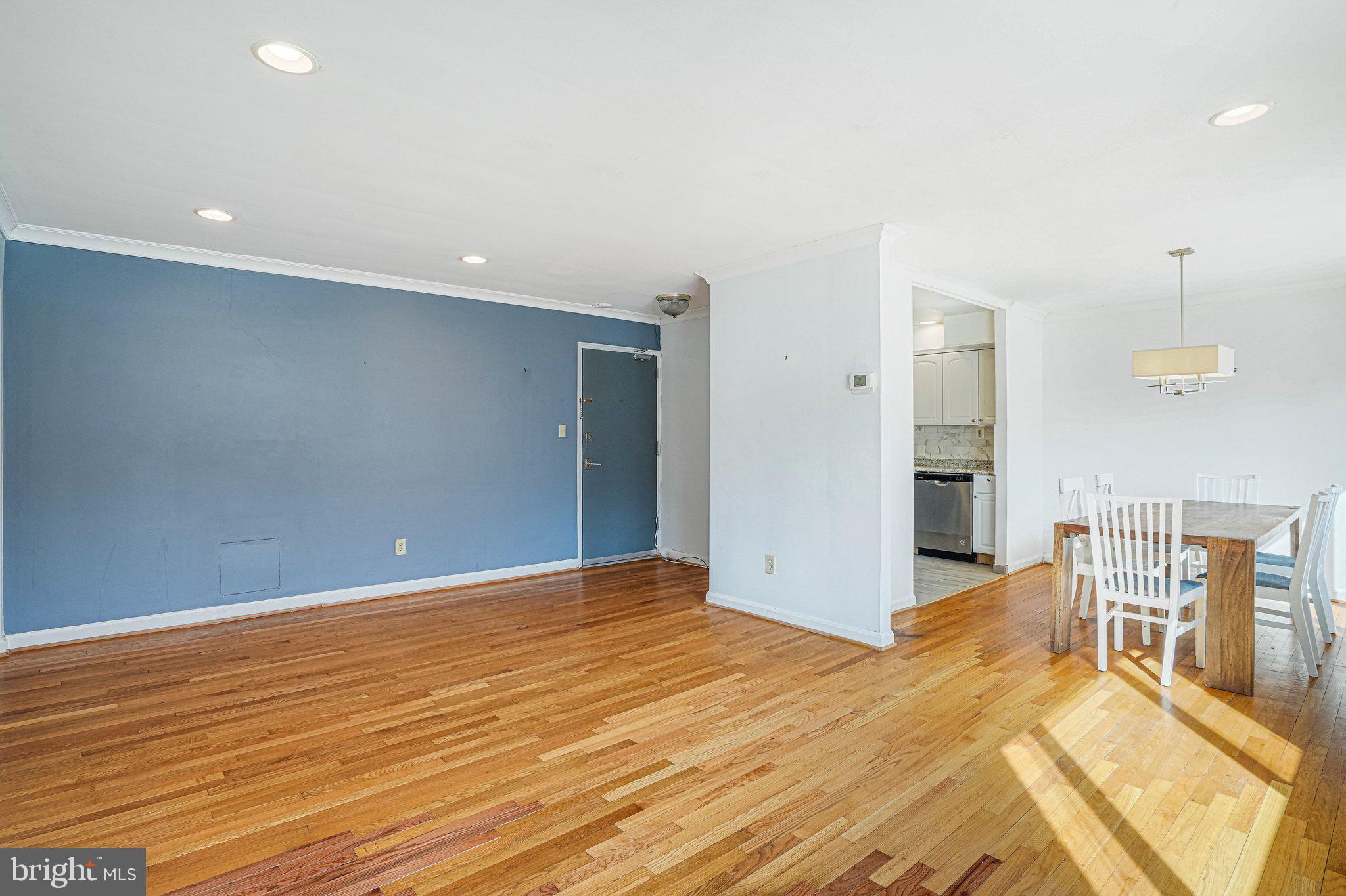 95 E WAYNE AVENUE 209