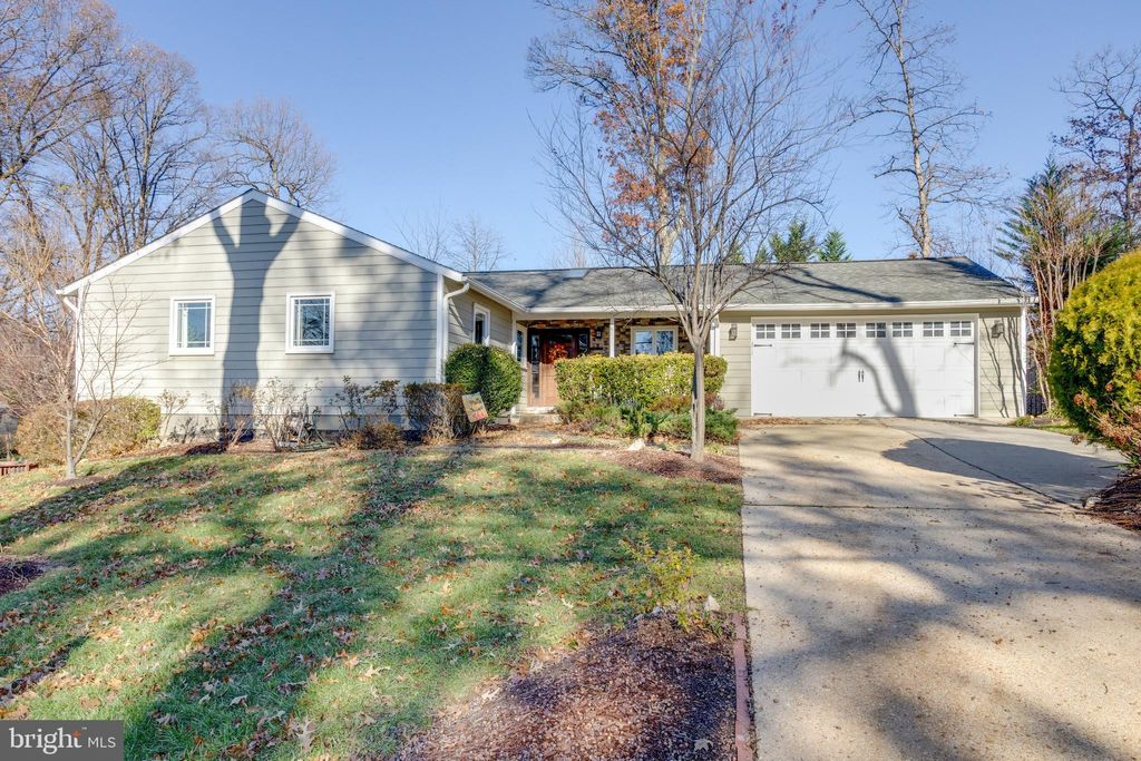 Photo of 9308 Ashmeade Drive, FAIRFAX, VA 22032 (MLS # VAFX2279600)