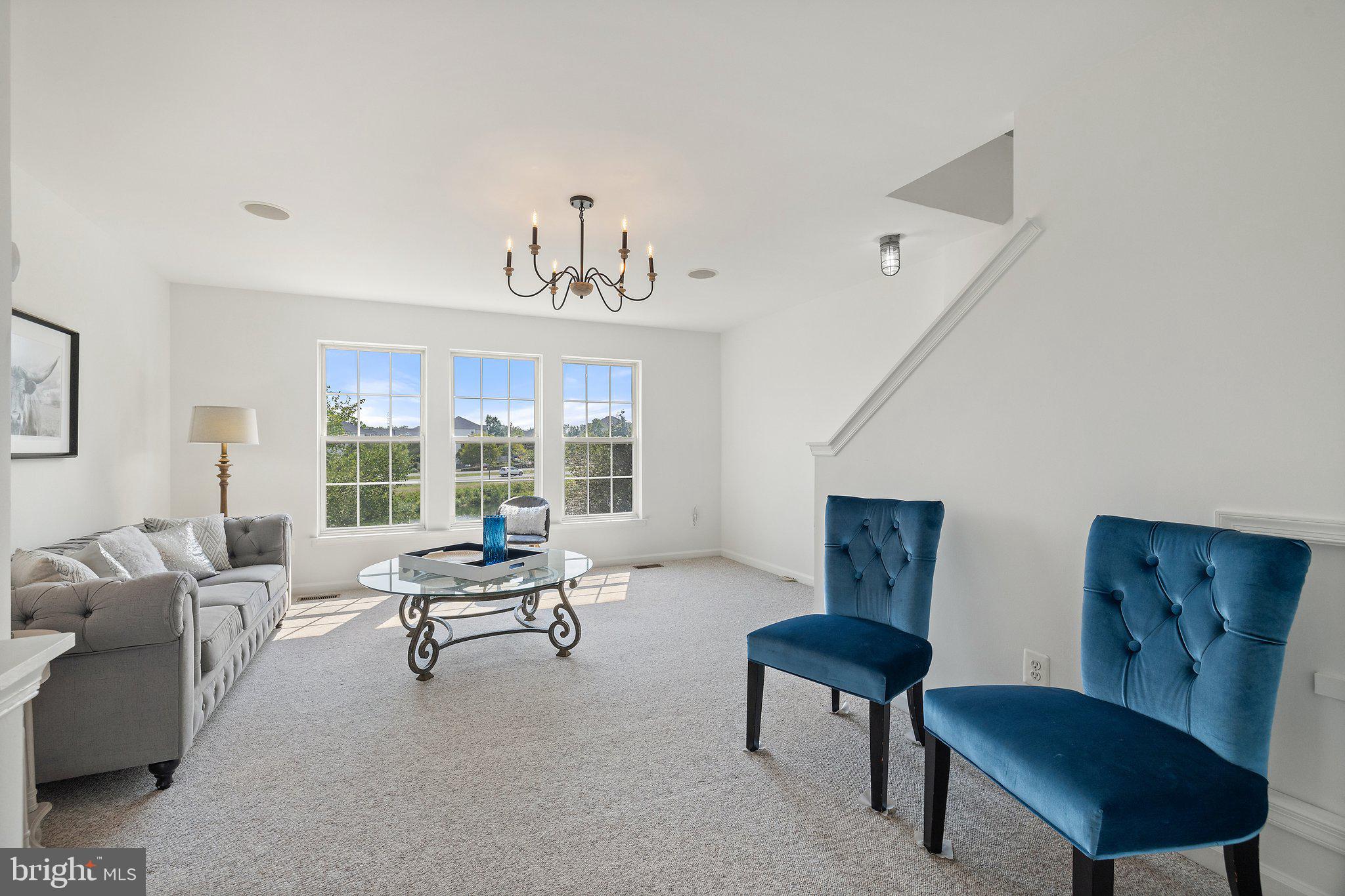 ASHBURN VILLAGE - Residential