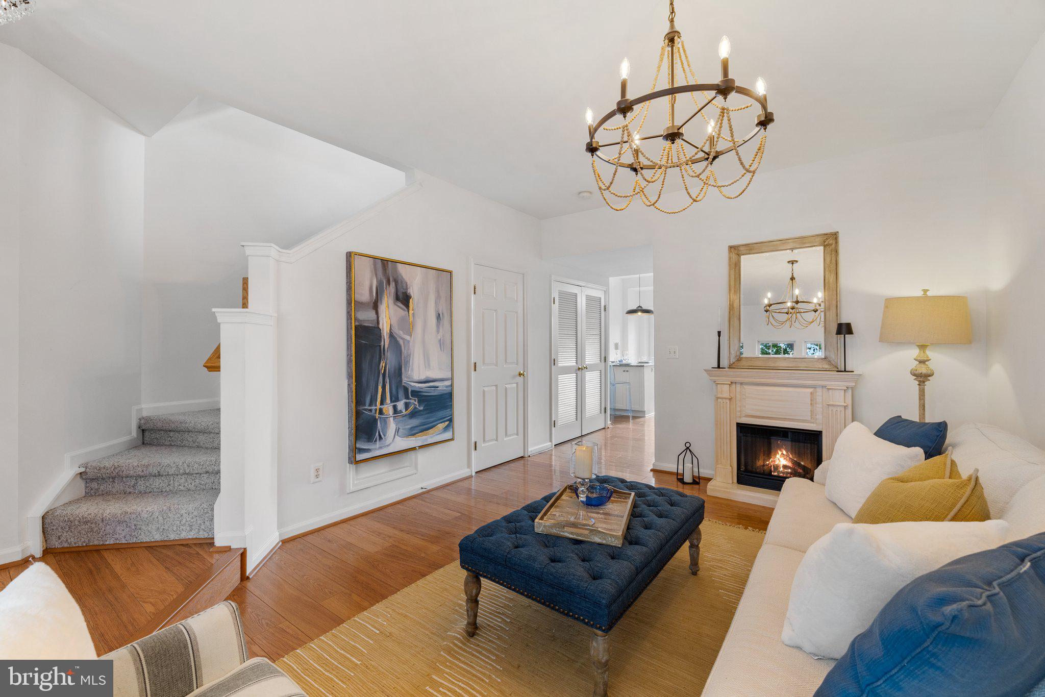 ASHBURN VILLAGE - Residential