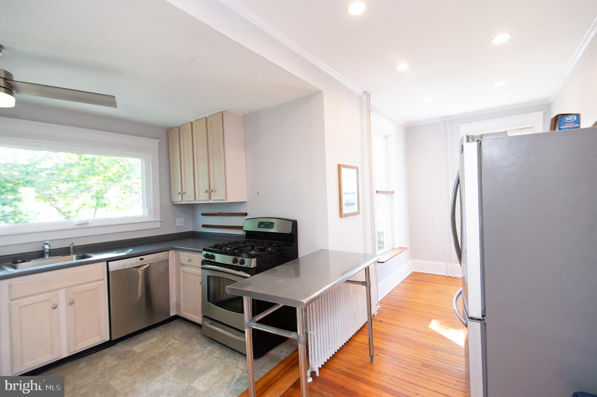 WEST END - Residential