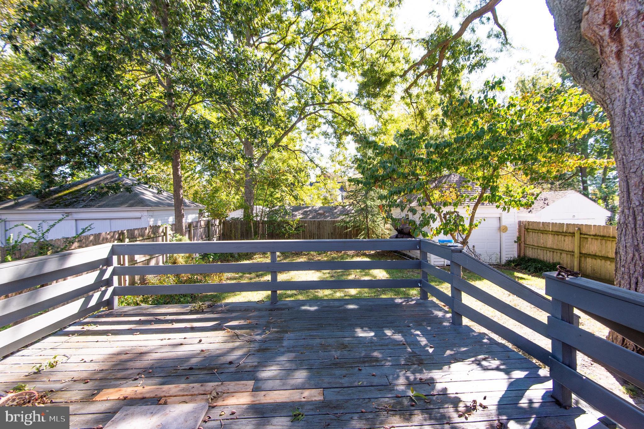 WEST END - Residential