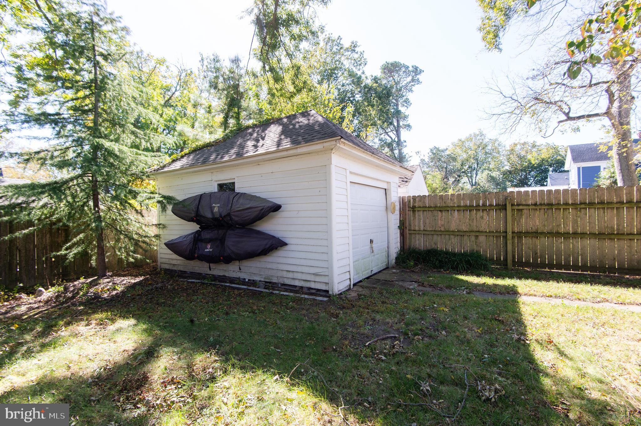 WEST END - Residential