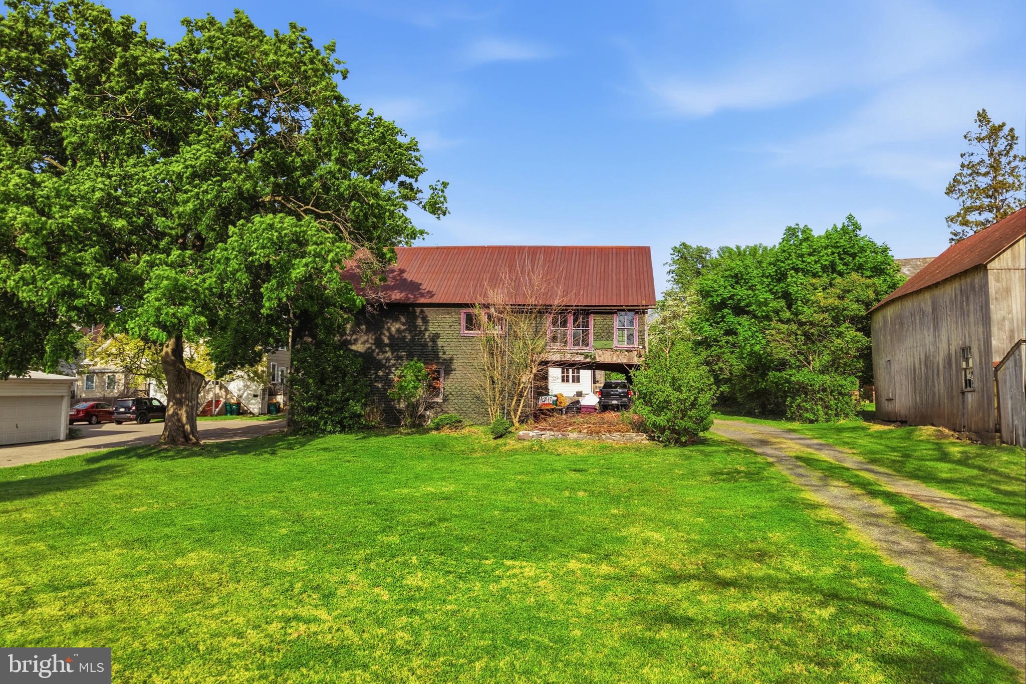 RED HILL ESTS - Residential