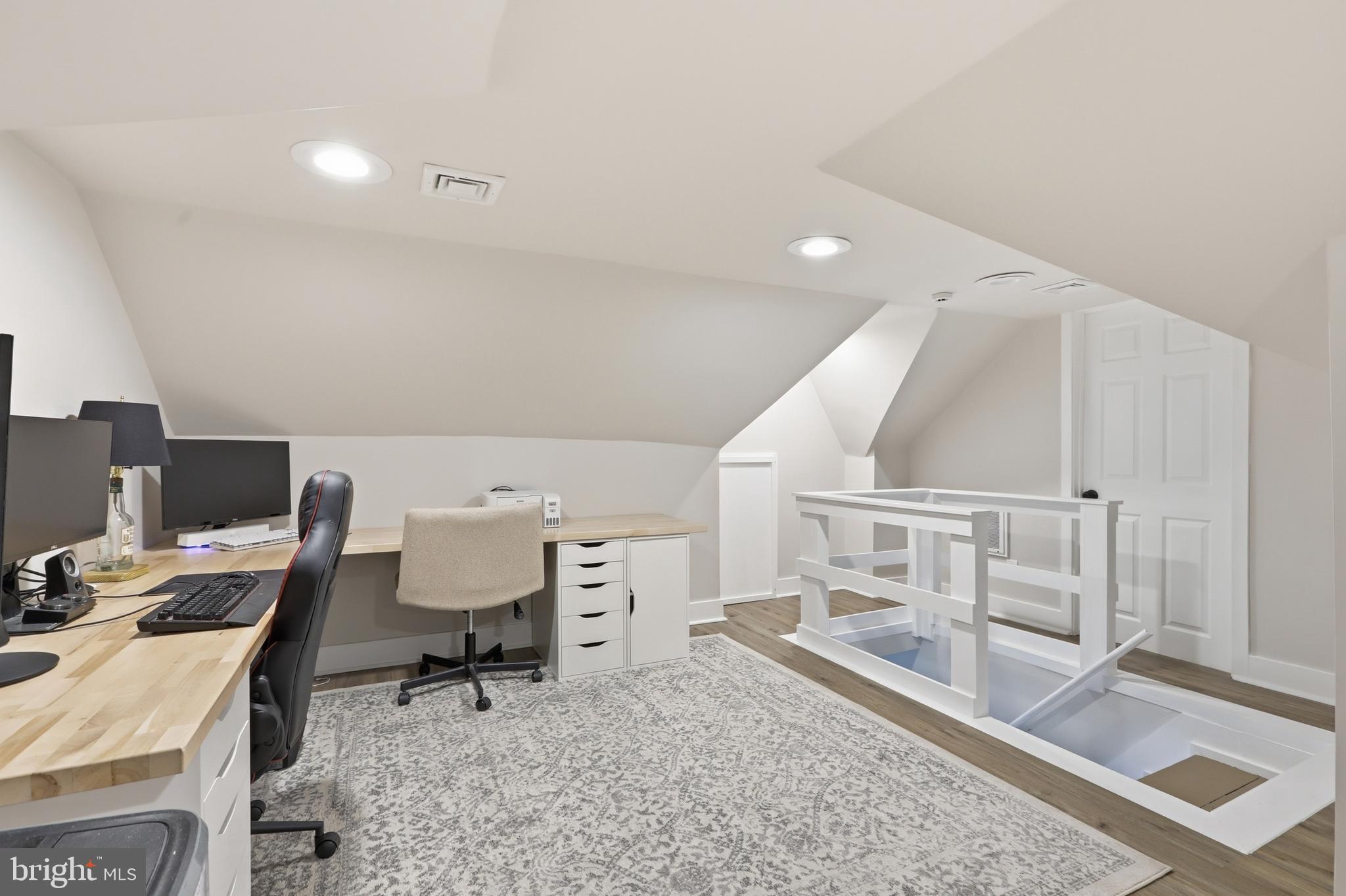 RED HILL ESTS - Residential