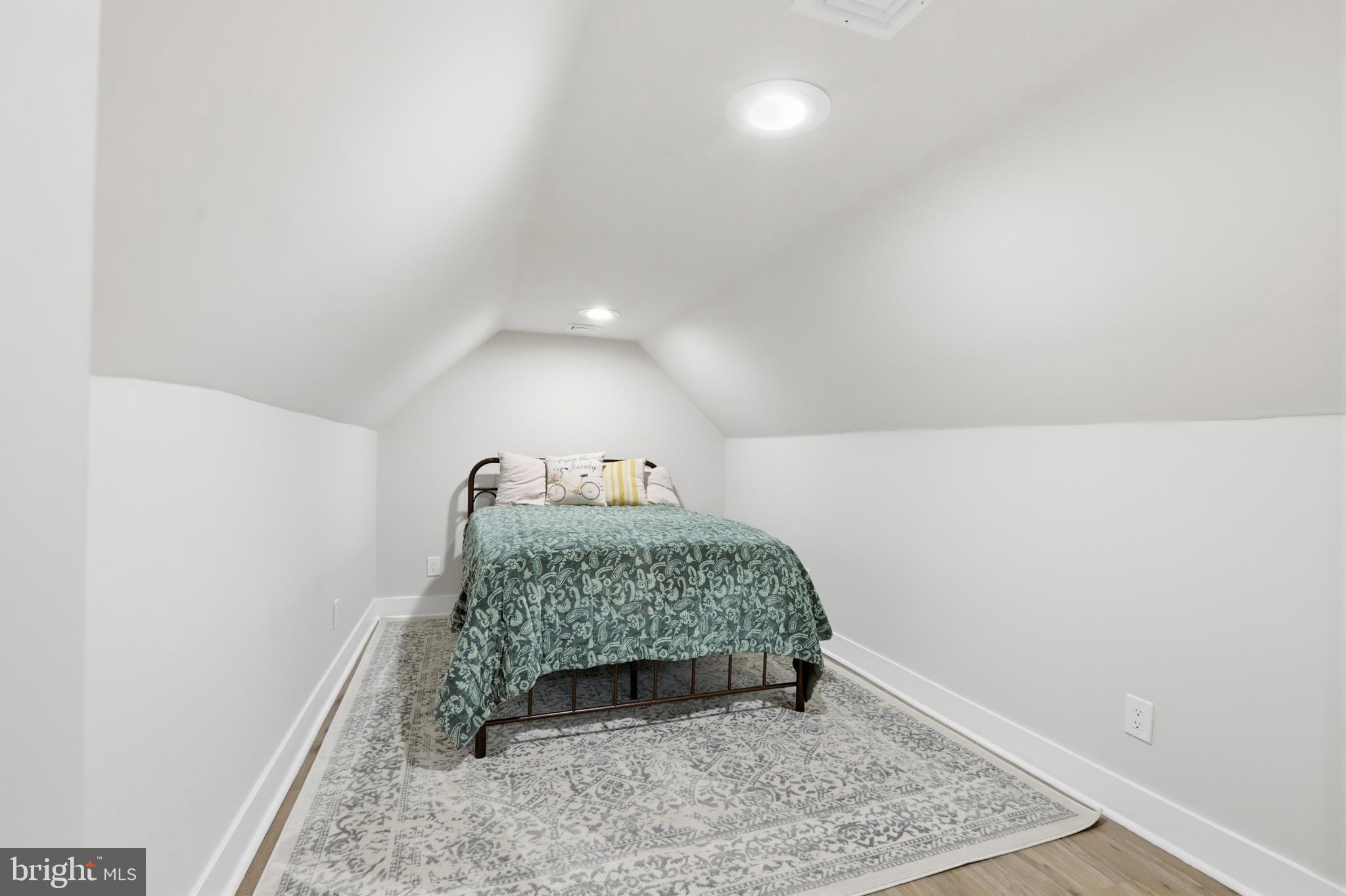 RED HILL ESTS - Residential