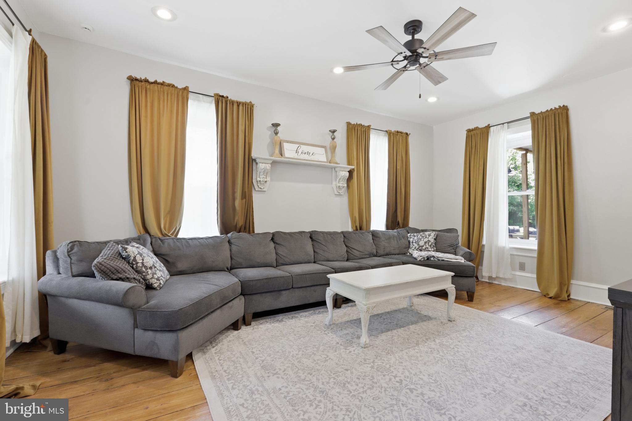 RED HILL ESTS - Residential
