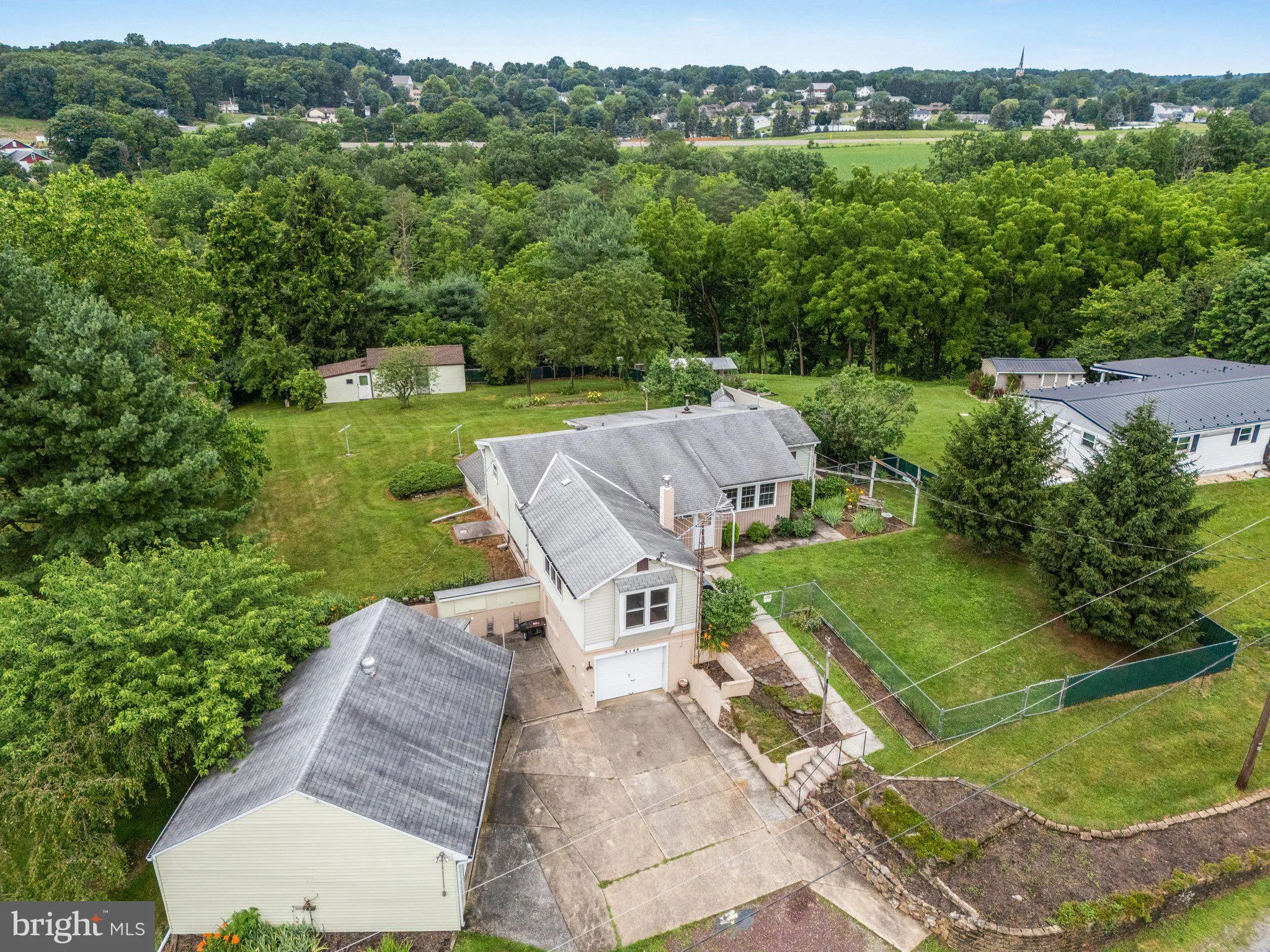 Schnecksville, Pennsylvania 18078, United States, 3 Bedrooms Bedrooms, ,1 BathroomBathrooms,Residential,Active,166068