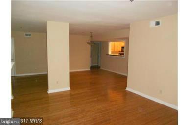 FOUR WINDS AT OAKTON - Residential Lease