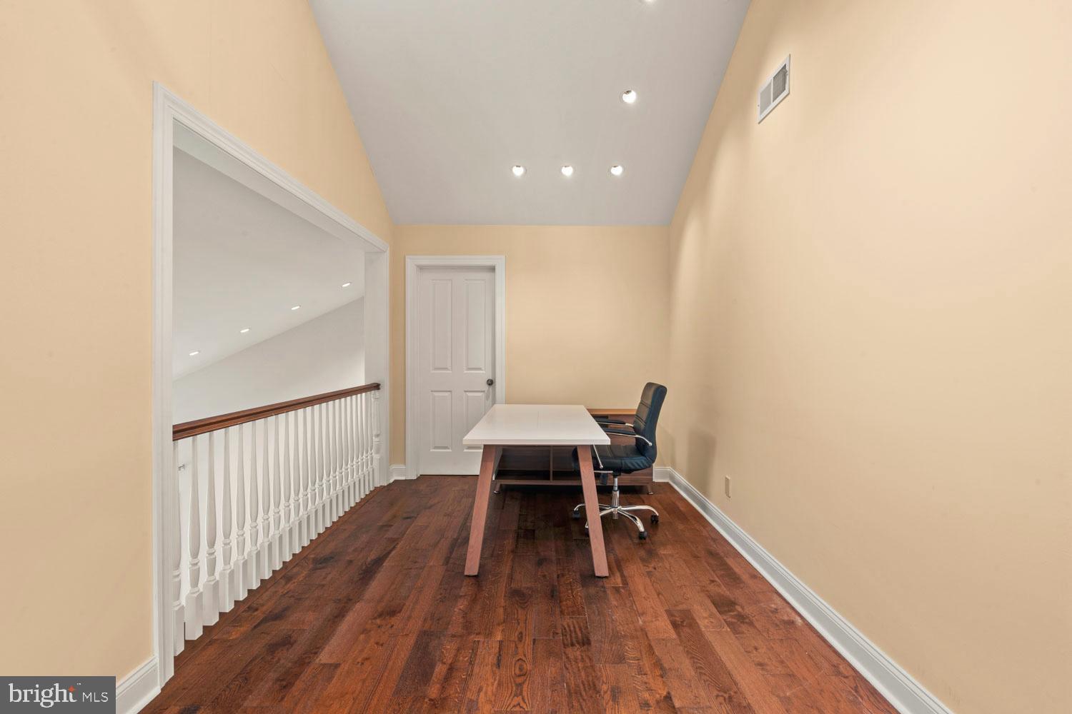 WOODLAND ESTS - Residential