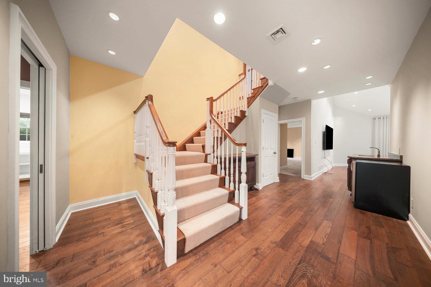 WOODLAND ESTS - Residential