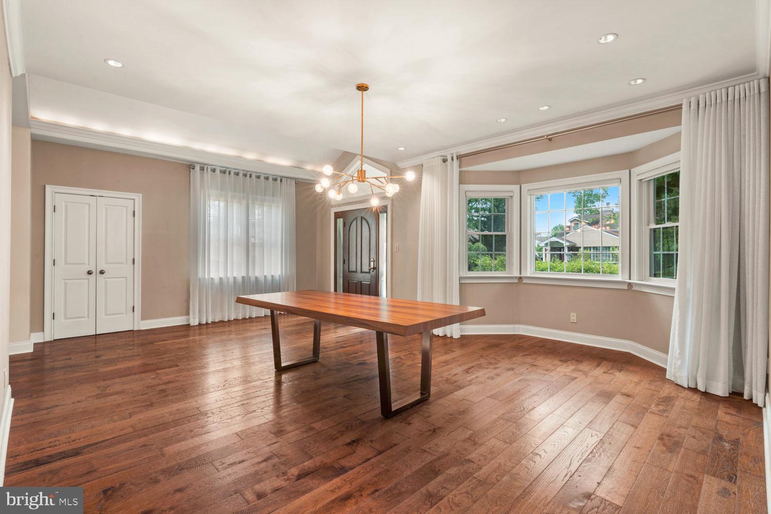 WOODLAND ESTS - Residential