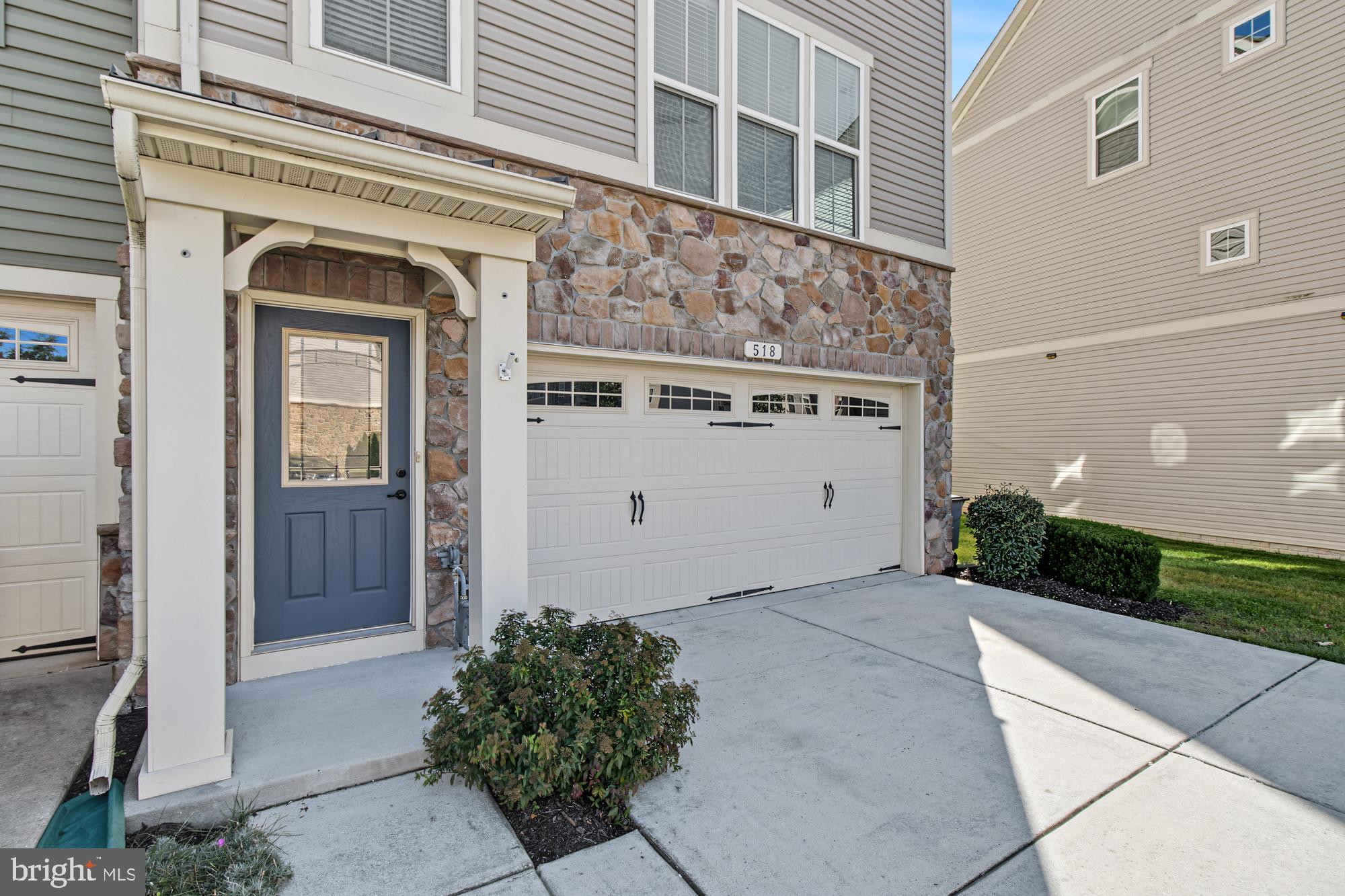 518 WILLOW BEND DRIVE