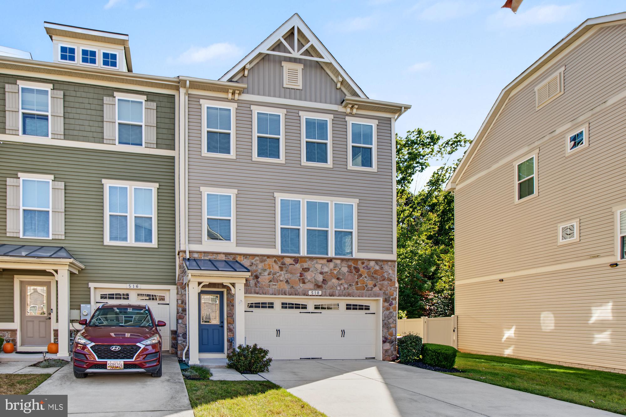 518 WILLOW BEND DRIVE