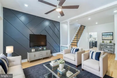 2533 N Opal Street, Philadelphia, PA MLS: PAPH2482204