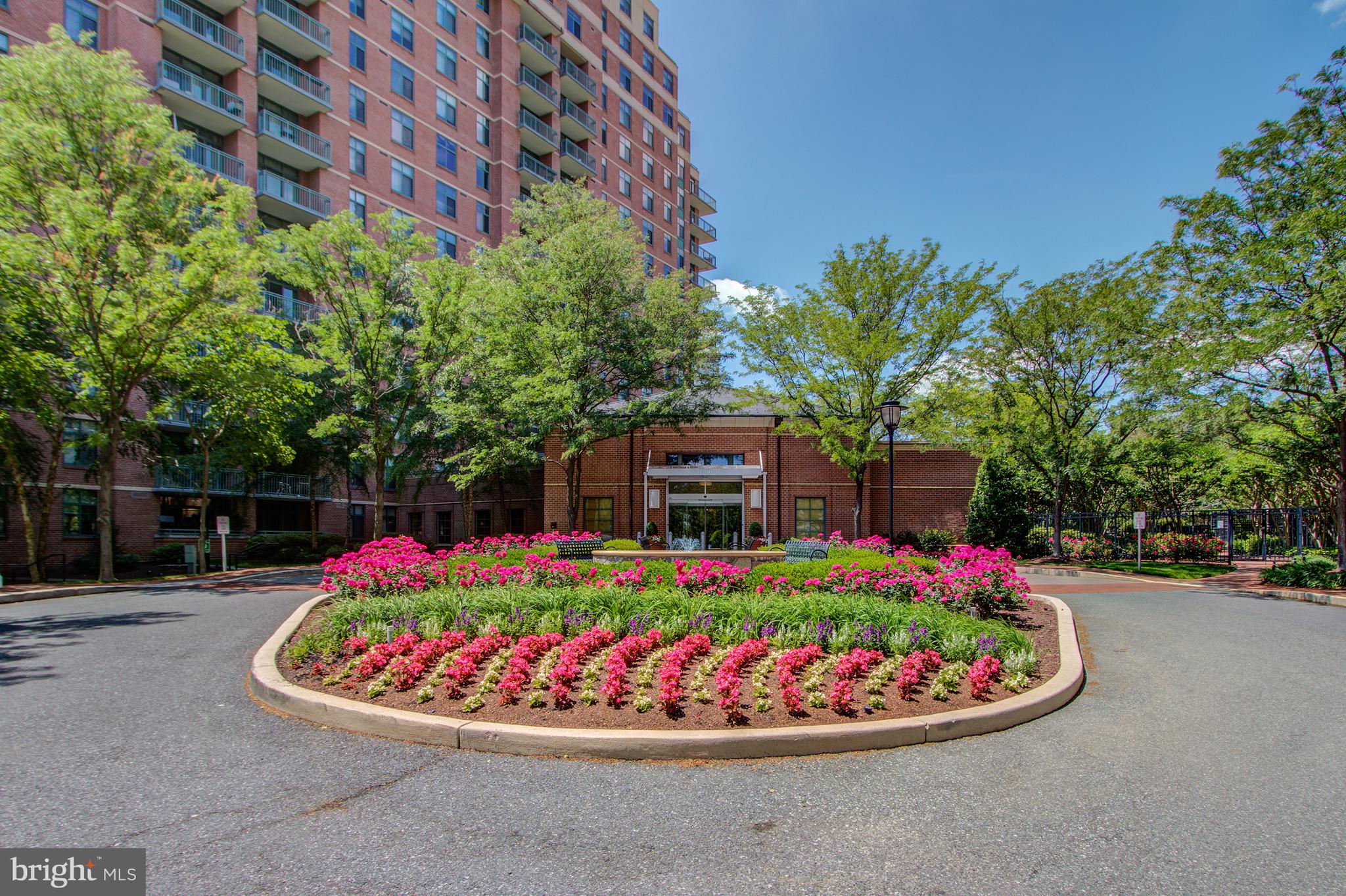 11700 OLD GEORGETOWN ROAD 214