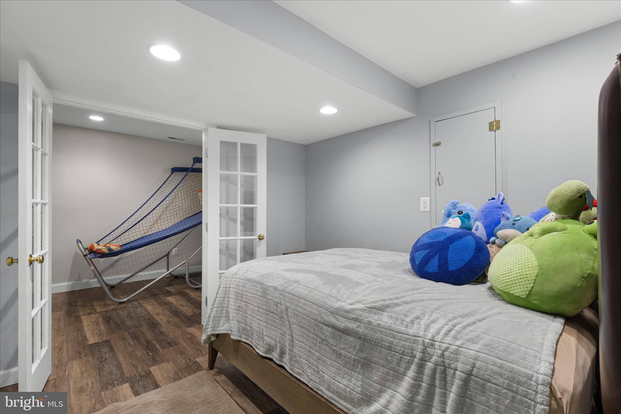 LITTLE ROCKY RUN - Residential