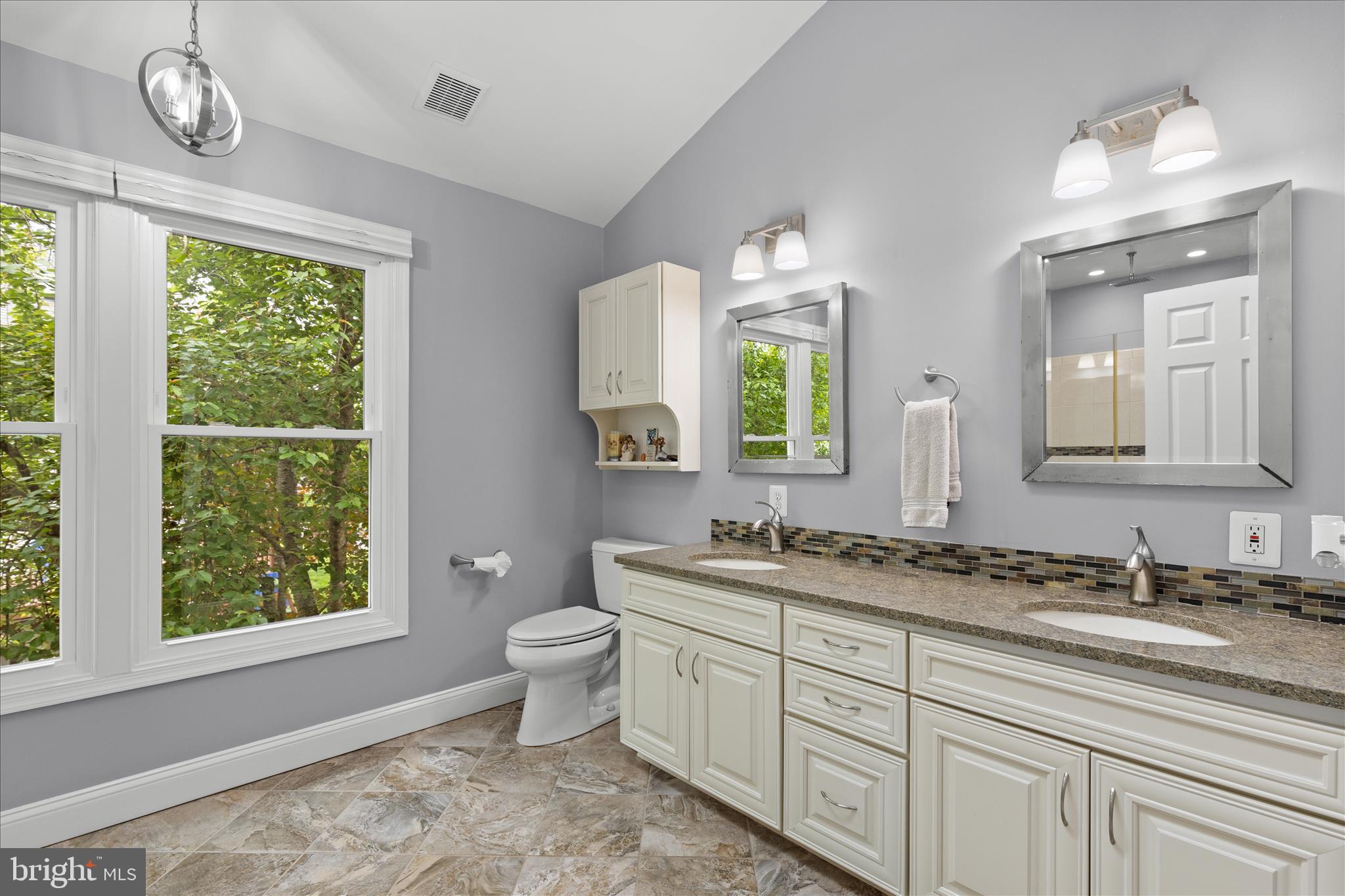 LITTLE ROCKY RUN - Residential