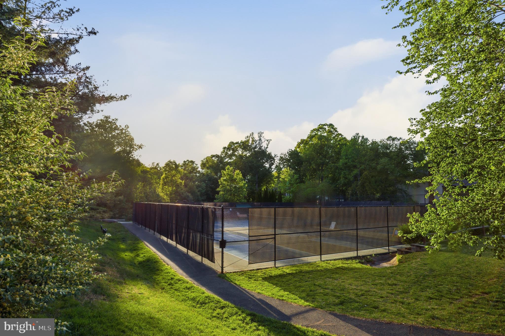 LITTLE ROCKY RUN - Residential