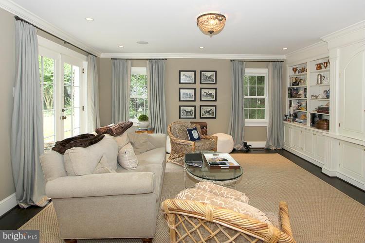 WESLEY HEIGHTS - Residential