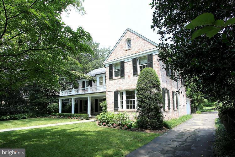 WESLEY HEIGHTS - Residential