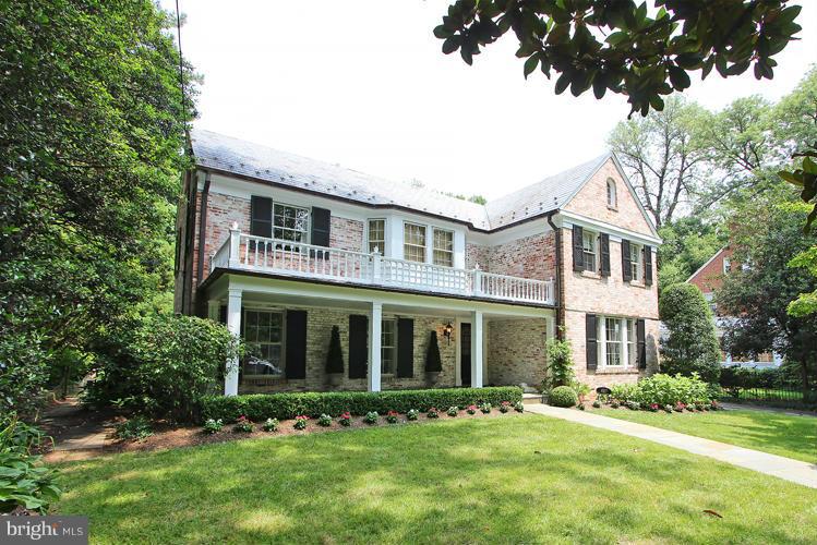 WESLEY HEIGHTS - Residential