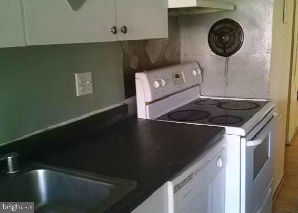 VILLA RIDGE CONDOMINIUM - Residential