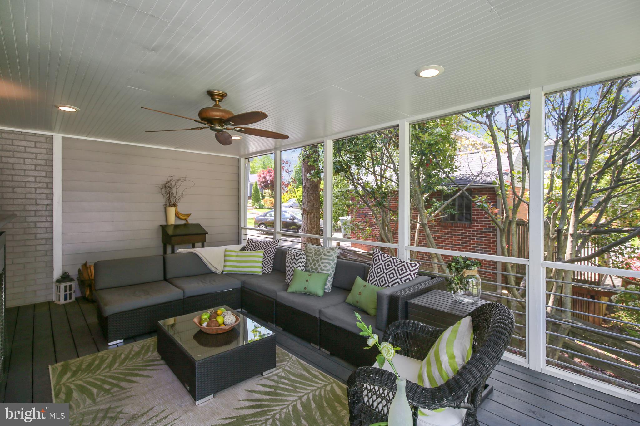 BEVERLY HILLS - Residential