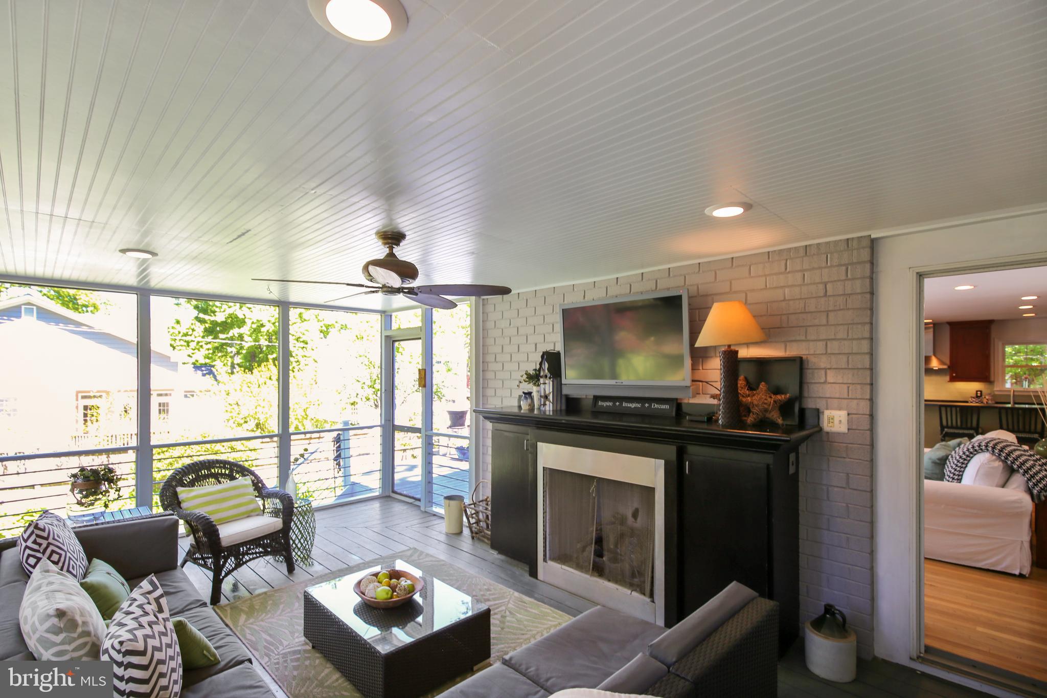 BEVERLY HILLS - Residential
