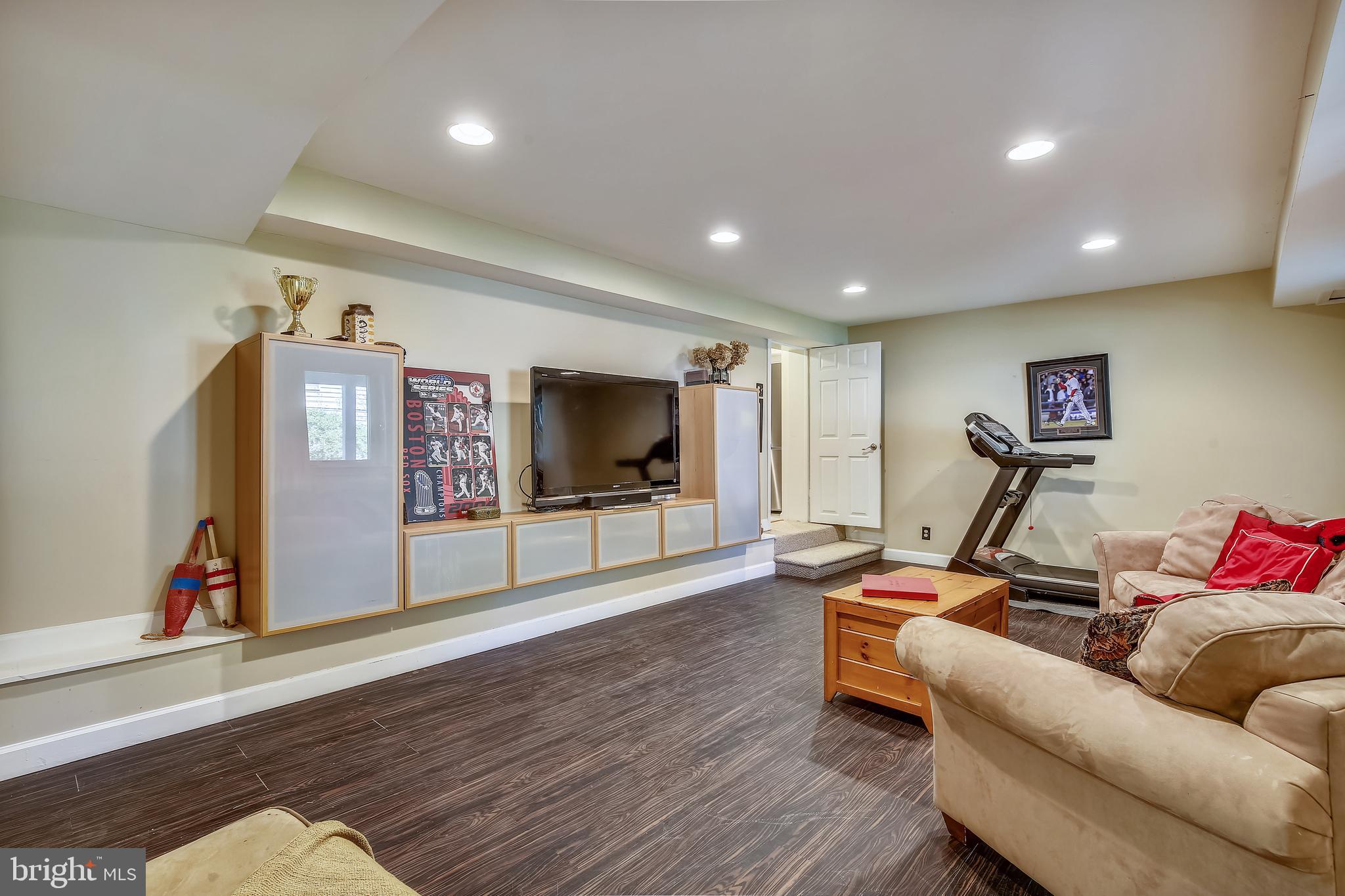 BEVERLY HILLS - Residential