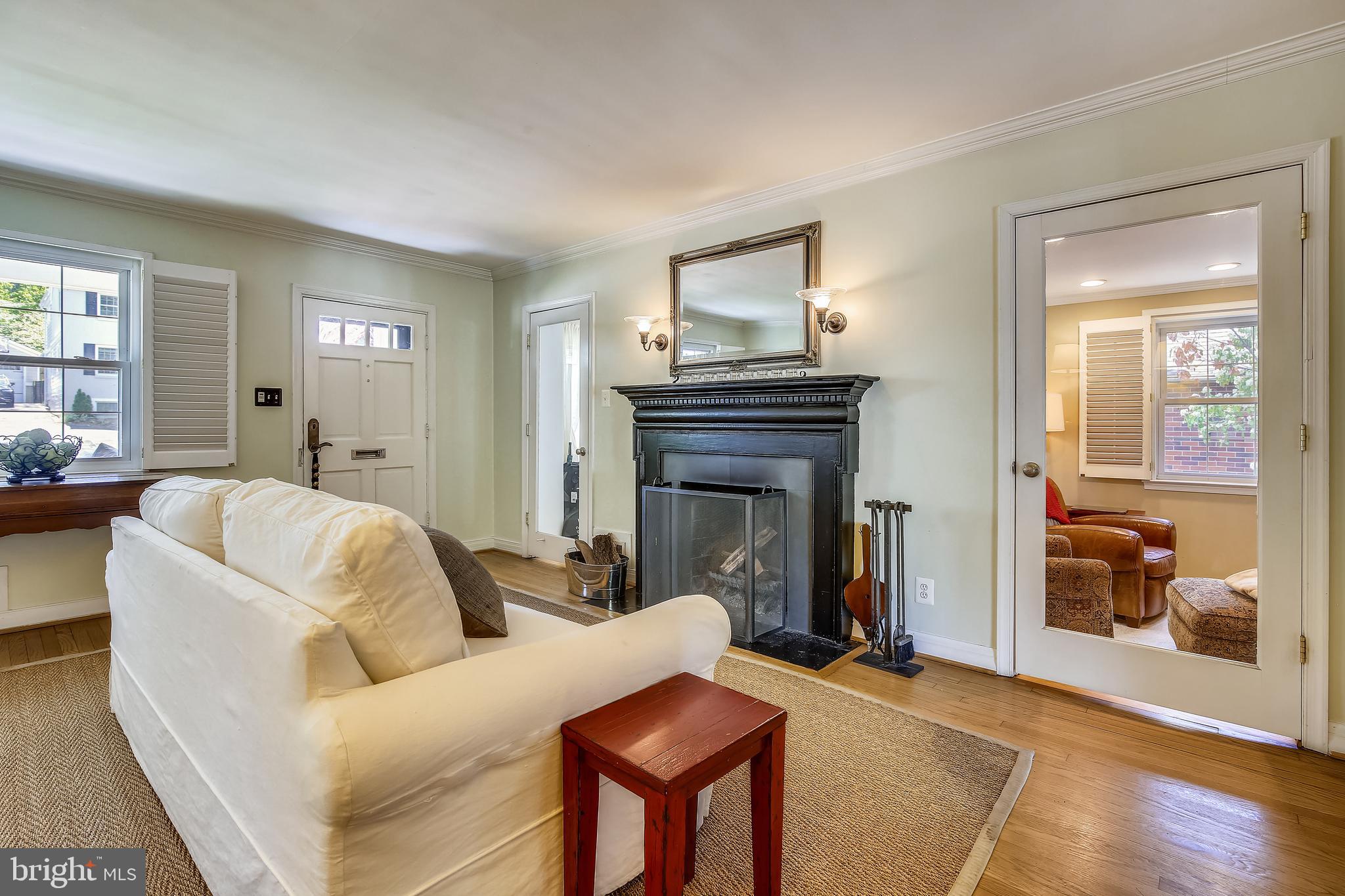 BEVERLY HILLS - Residential