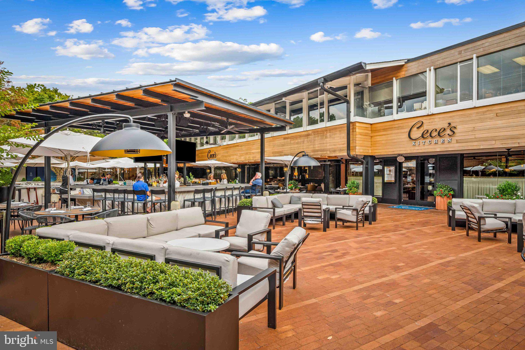 CROSS KEYS - Residential