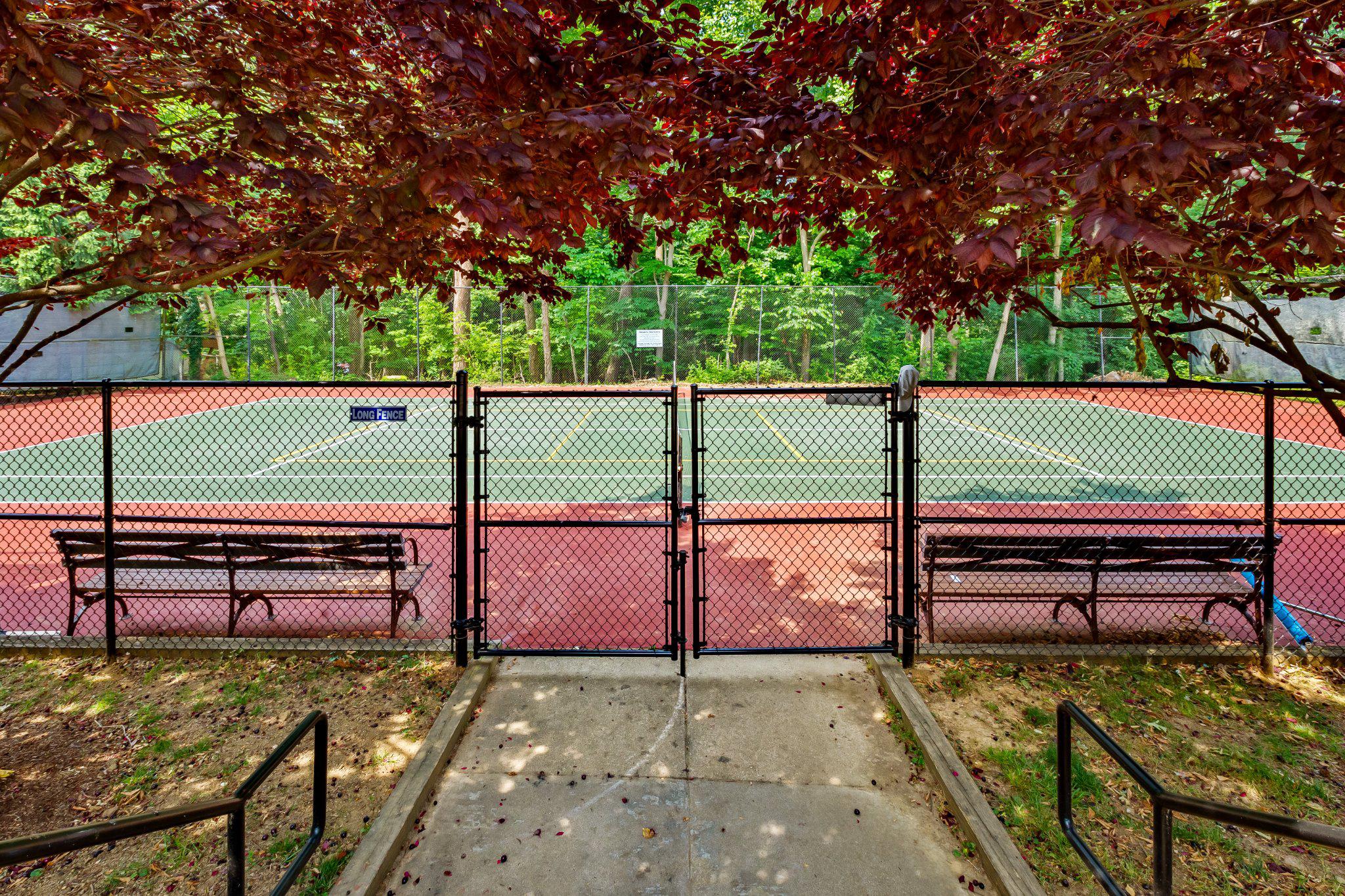 CROSS KEYS - Residential