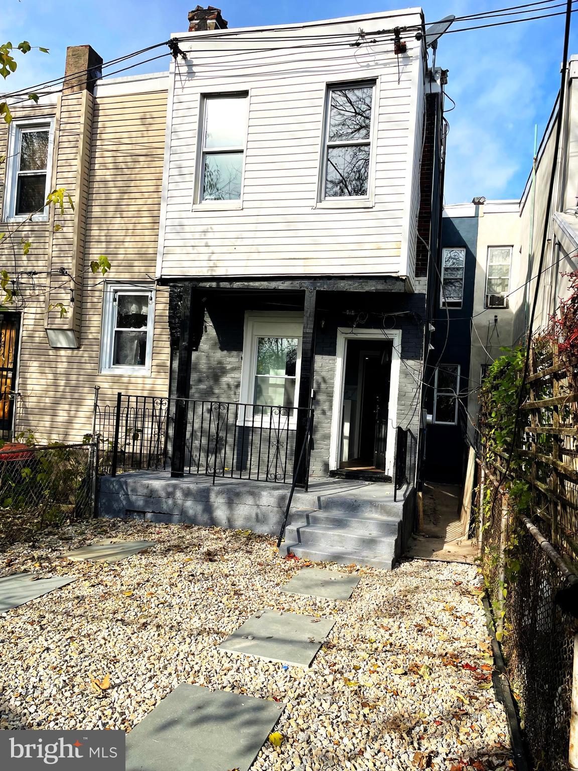 PHILADELPHIA (SOUTHWEST) - Residential