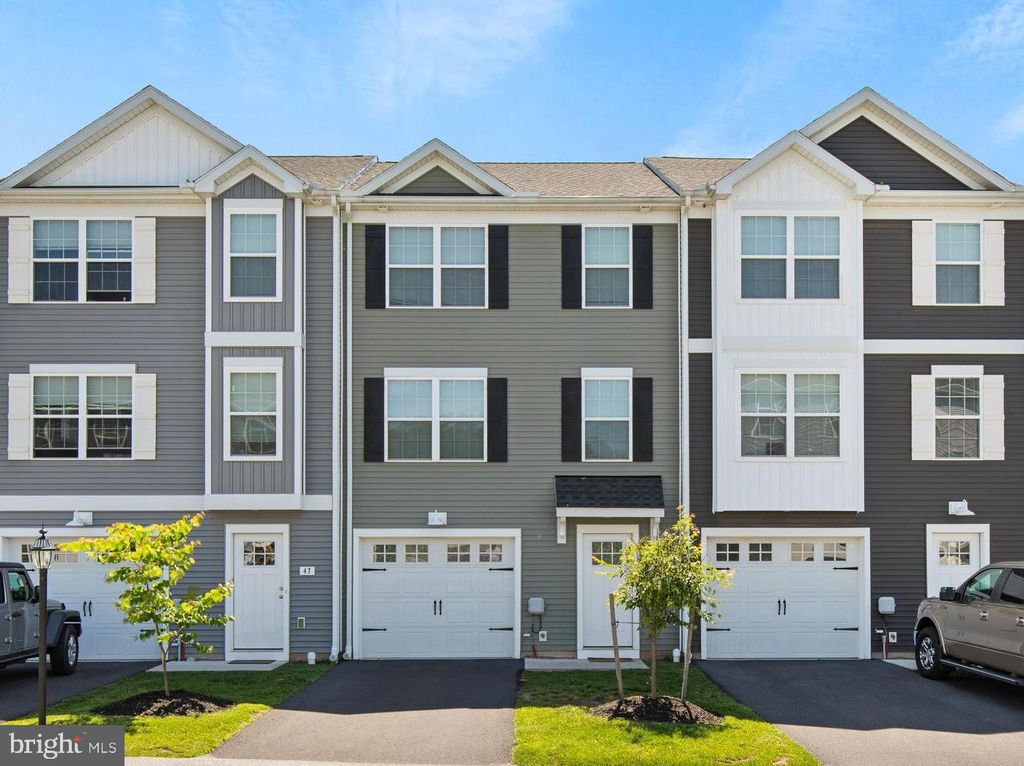 Photo of 90 Penstock Ln, GETTYSBURG, PA 17325 (MLS # PAAD2021874)