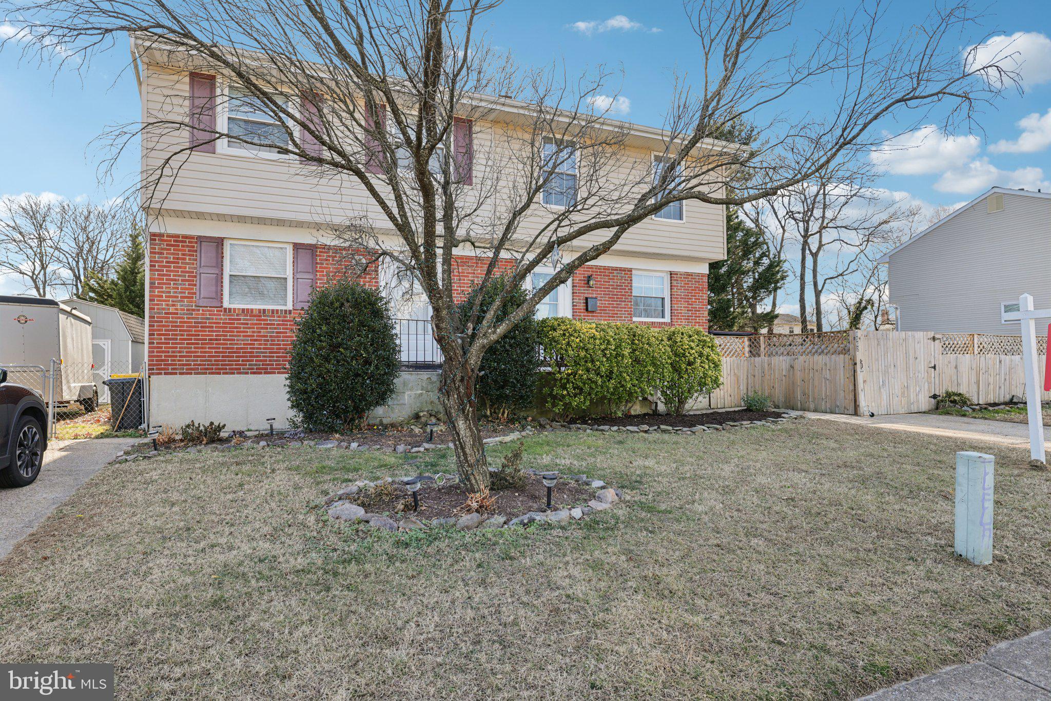 ROCK CREEK ESTATES - Residential