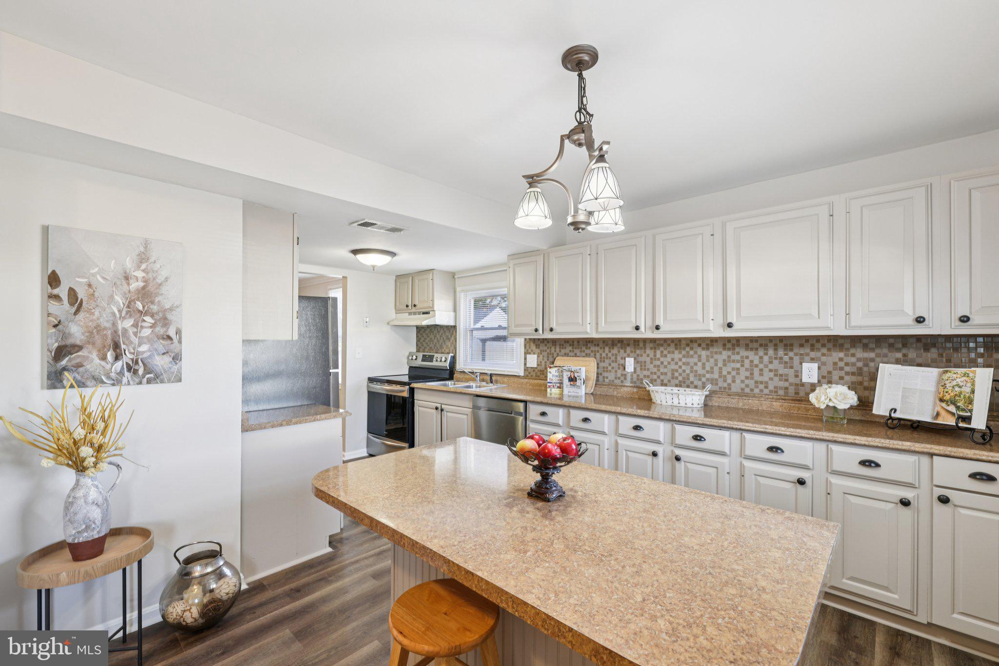 ROCK CREEK ESTATES - Residential