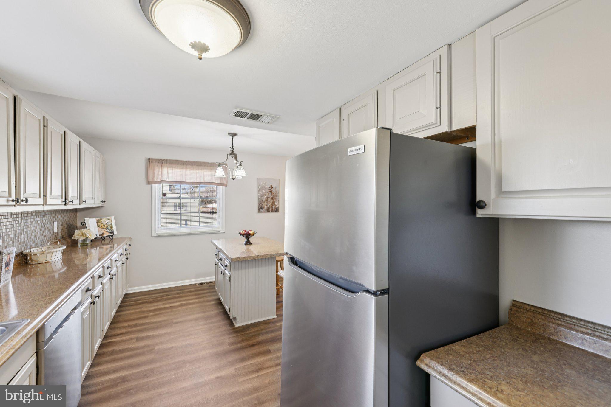 ROCK CREEK ESTATES - Residential