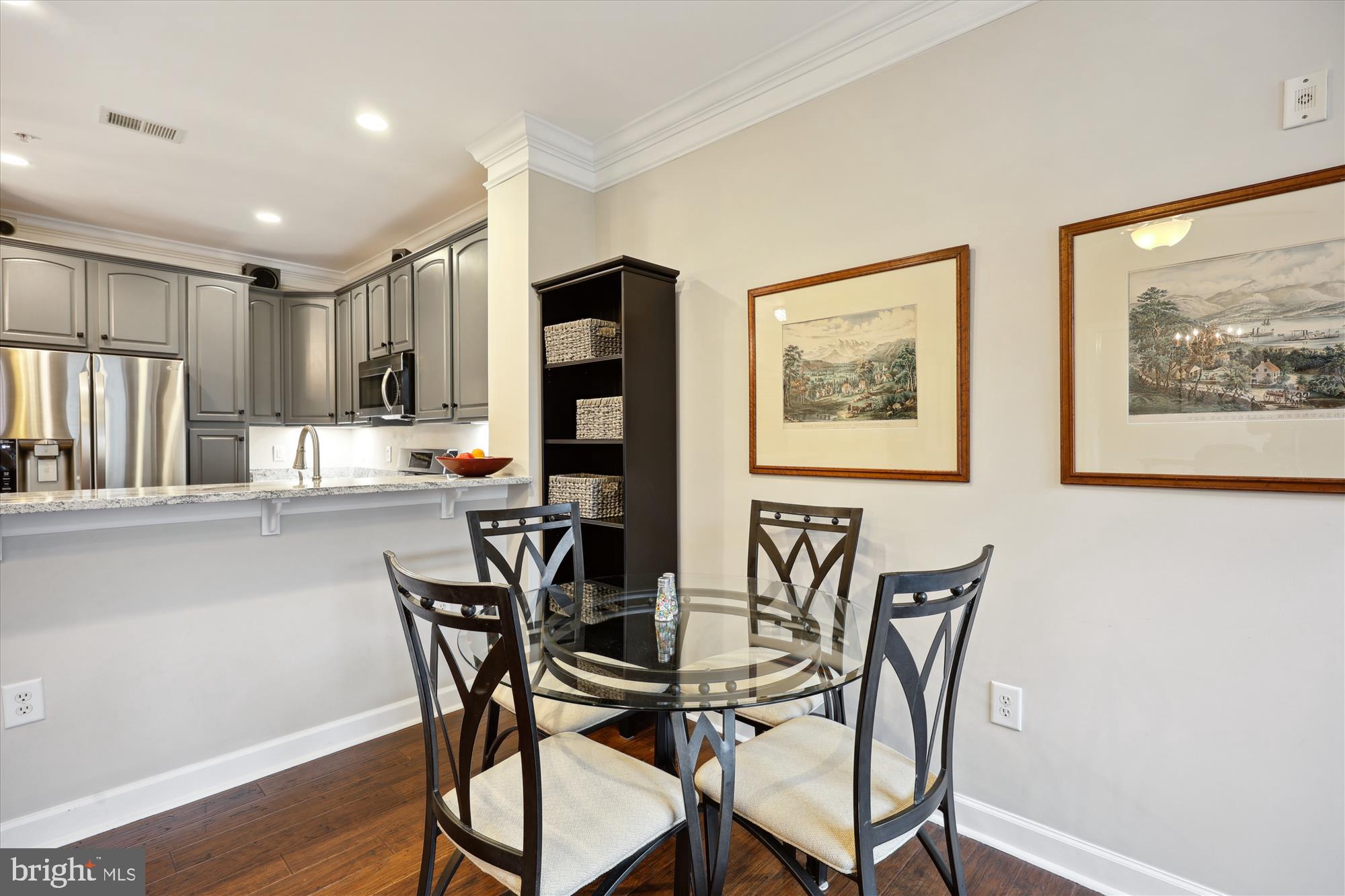 MAXWELL PLACE - Residential