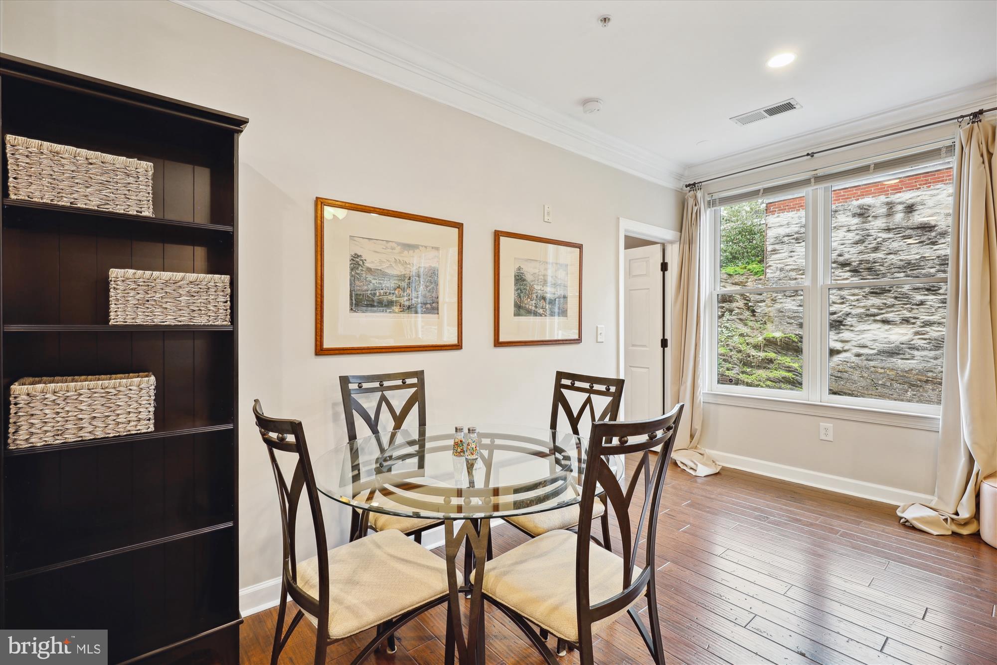 MAXWELL PLACE - Residential