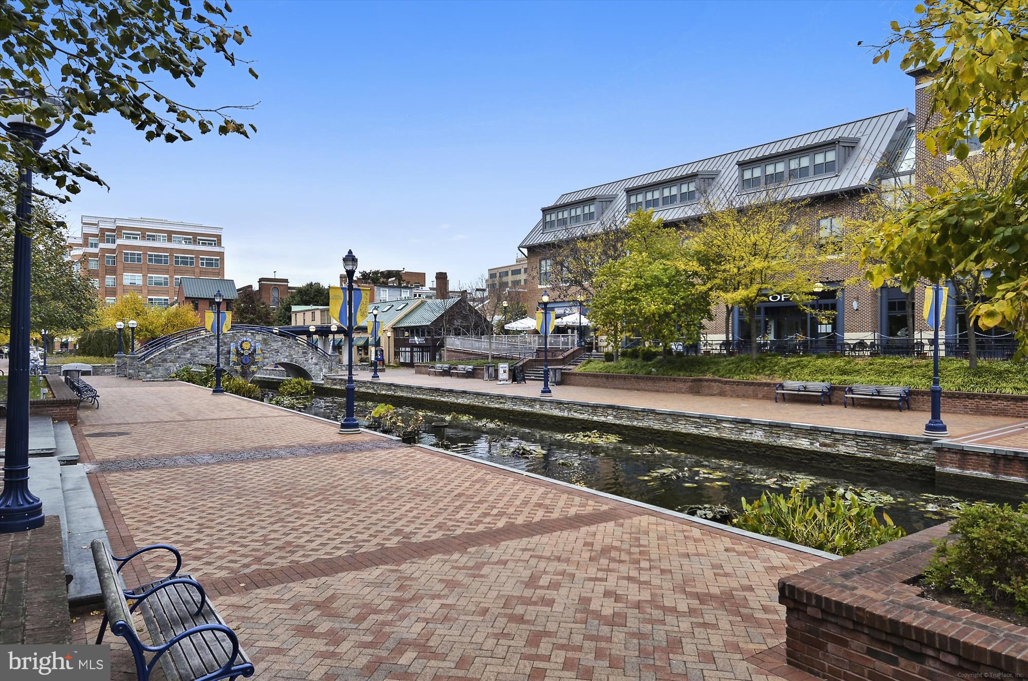 MAXWELL PLACE - Residential