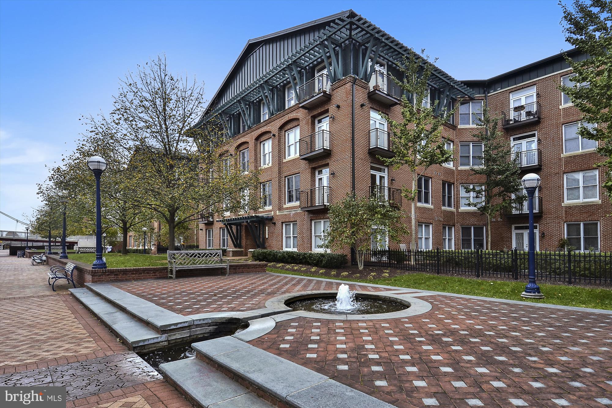 MAXWELL PLACE - Residential