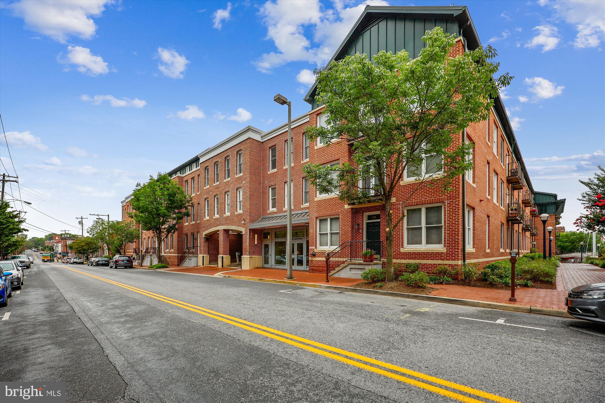 MAXWELL PLACE - Residential