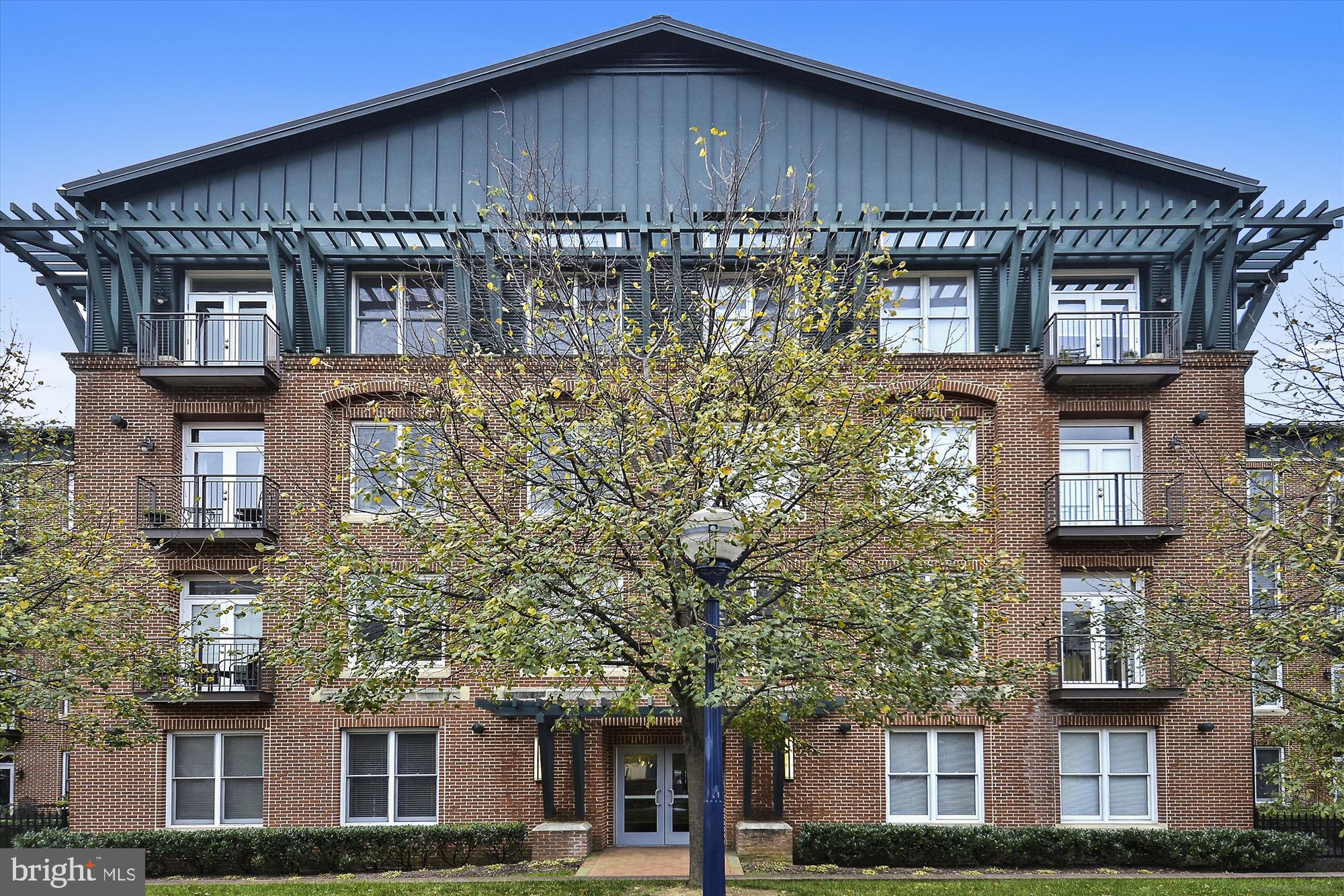 MAXWELL PLACE - Residential