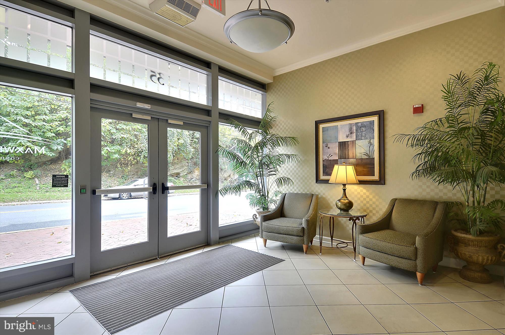 MAXWELL PLACE - Residential