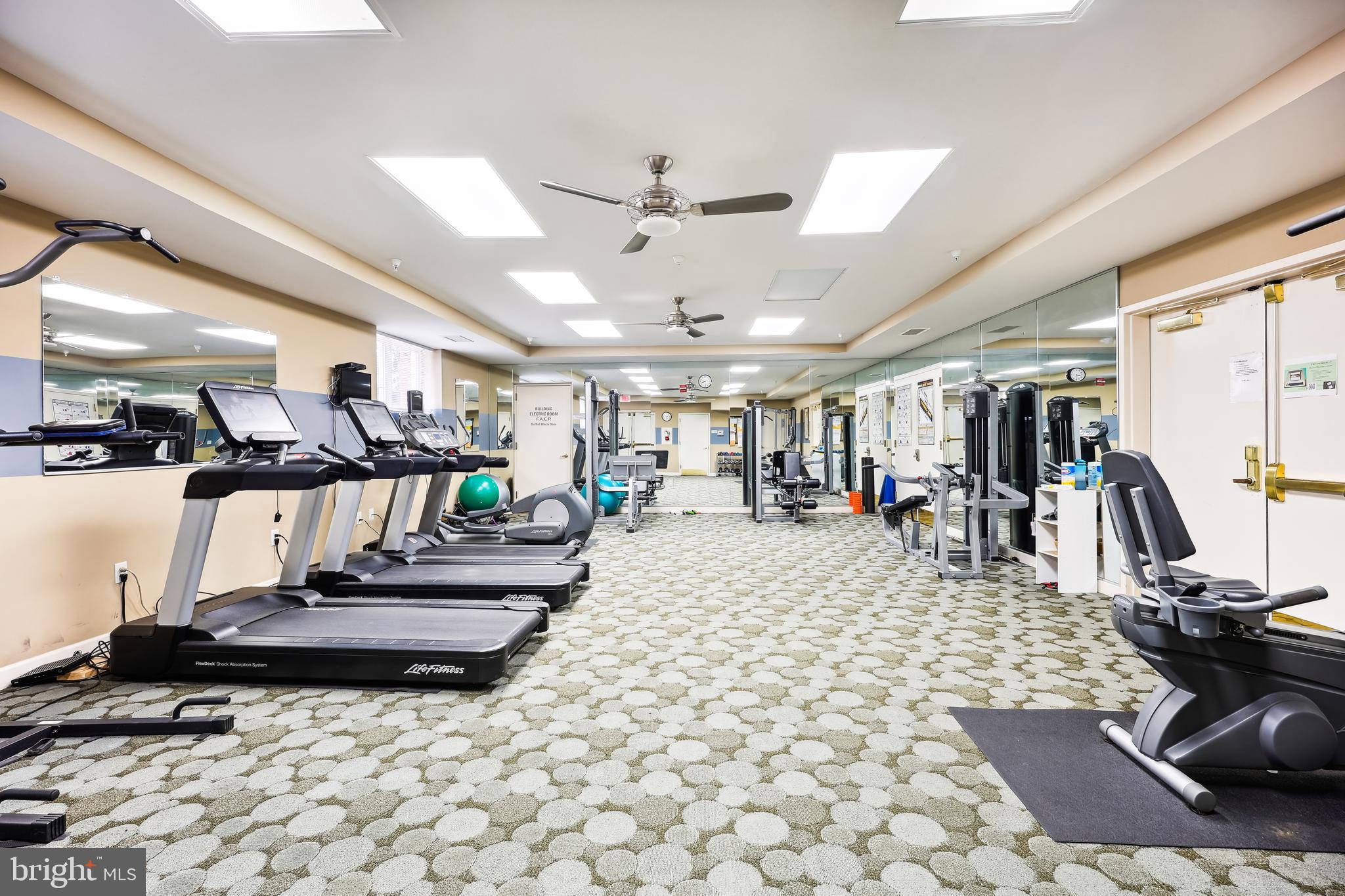 MAXWELL PLACE - Residential